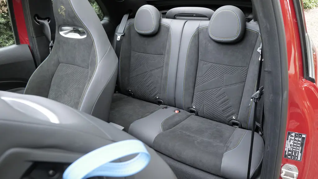 Abarth 500 114kW Scorpionissima 42.2kWh 2dr Auto