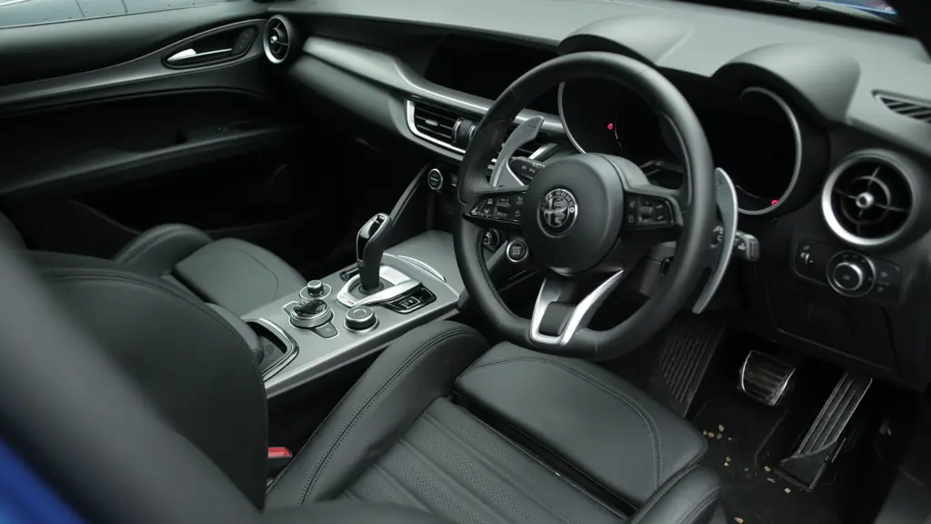 Alfa Romeo Stelvio 2.2 D 210 Tributo Italiano 5dr AWD Auto