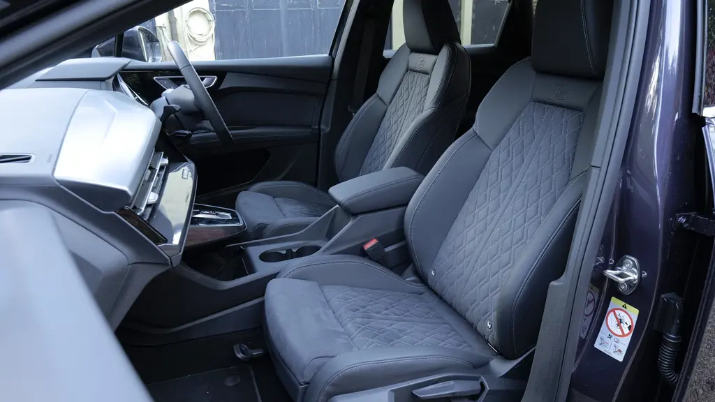 Audi Q4 210kW 45 82kWh S Line 5dr Auto Leather