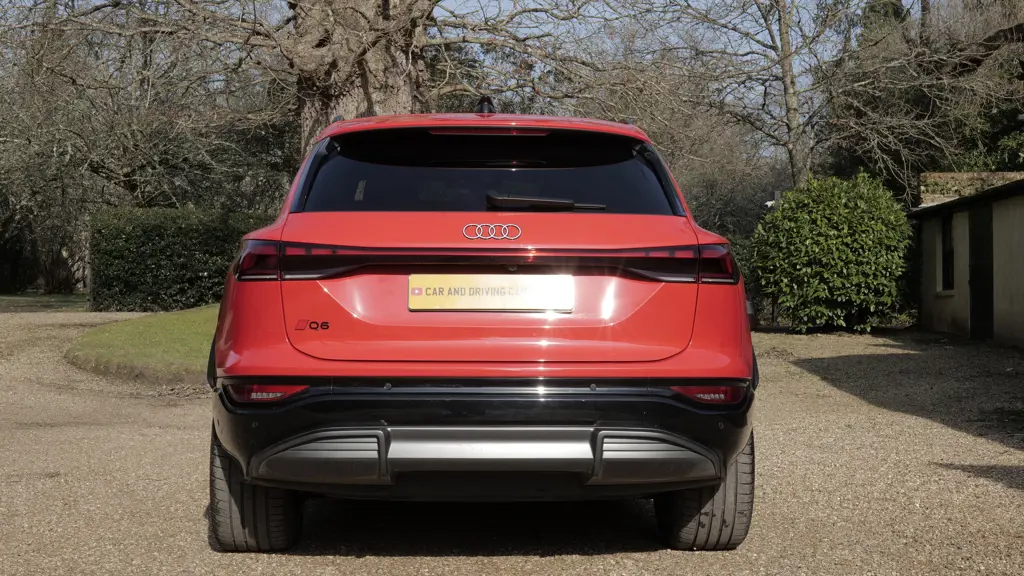 Audi Q6 185kW 83kWh Sport 5dr Auto S+V