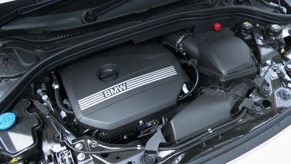 BMW 2 Series 220i MHT Luxury 5dr DCT