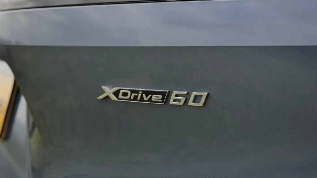 BMW iX 300kW xDrive45 Sport 101kWh 5dr Auto