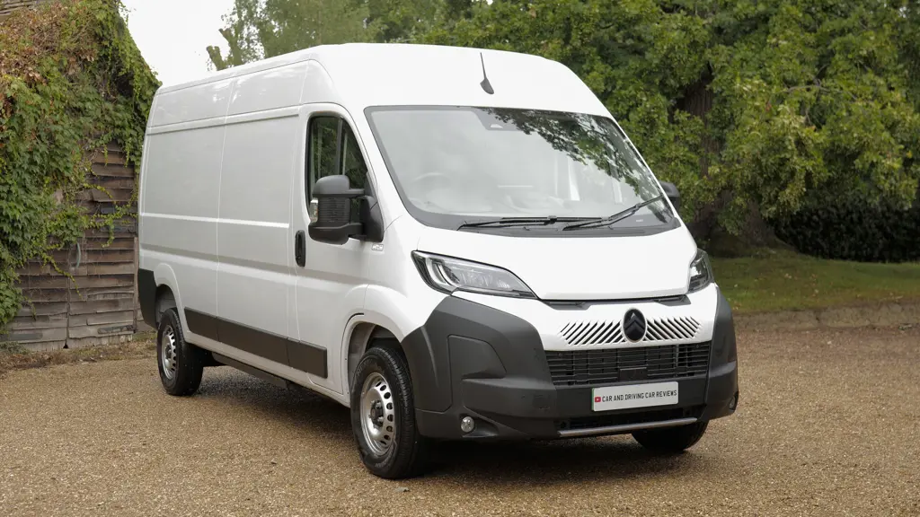 Citroen Relay 35 L3 Diesel 2.2 Bluehdi 140 Platform CAB Enterprise