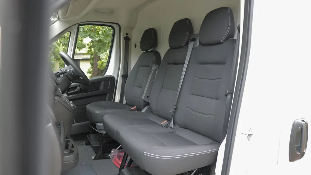 Citroen Relay 35 L3 Diesel 2.2 Bluehdi 140 Platform CAB Enterprise