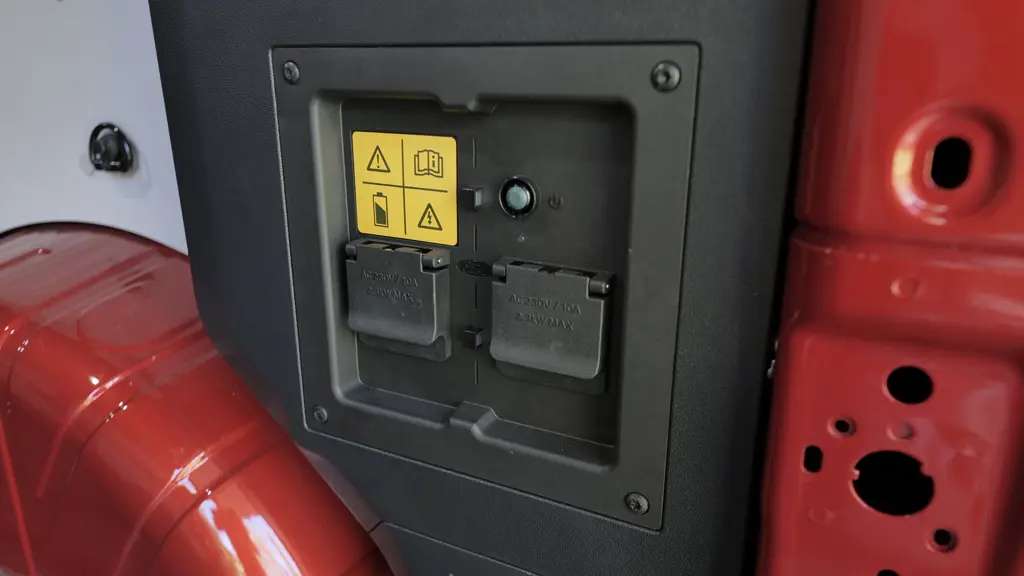 Ford Transit Custom E- 320 L1 RWD 210KW 65KWH H1 Van MS-RT Auto