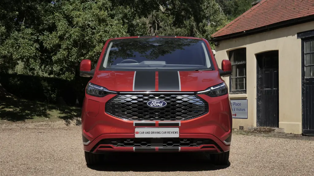 Ford Transit Custom E- 320 L1 RWD 210KW 65KWH H1 Van MS-RT Auto