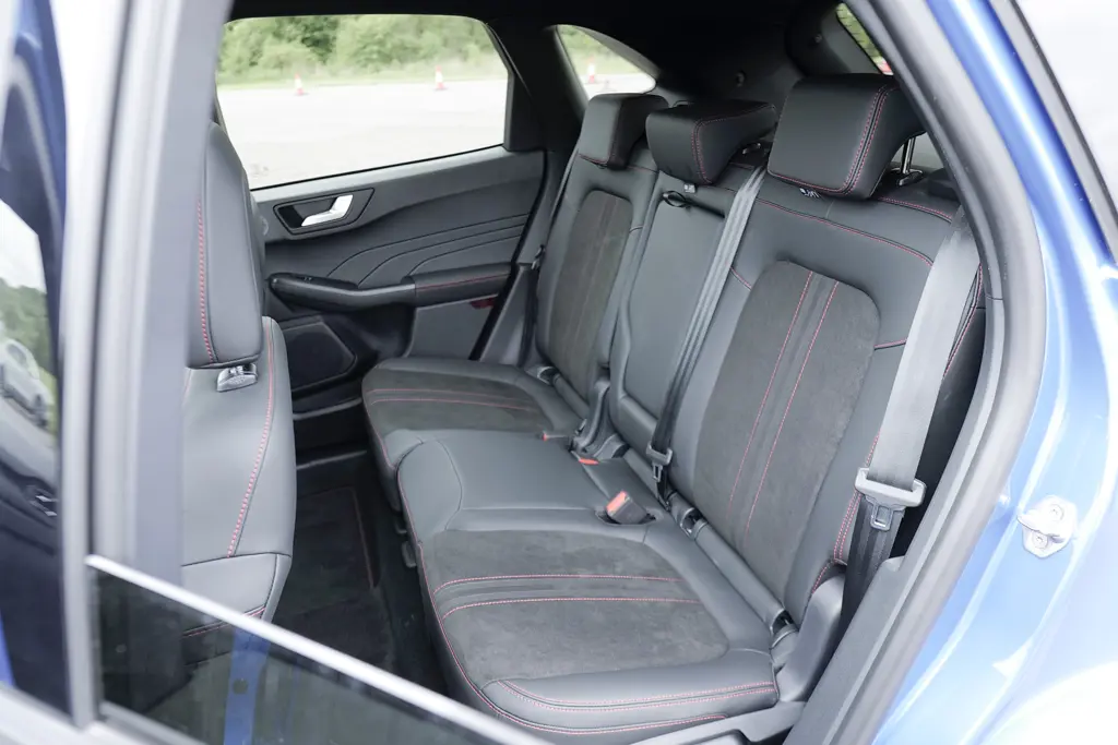 Ford Kuga 2.5 FHEV Active 5dr CVT