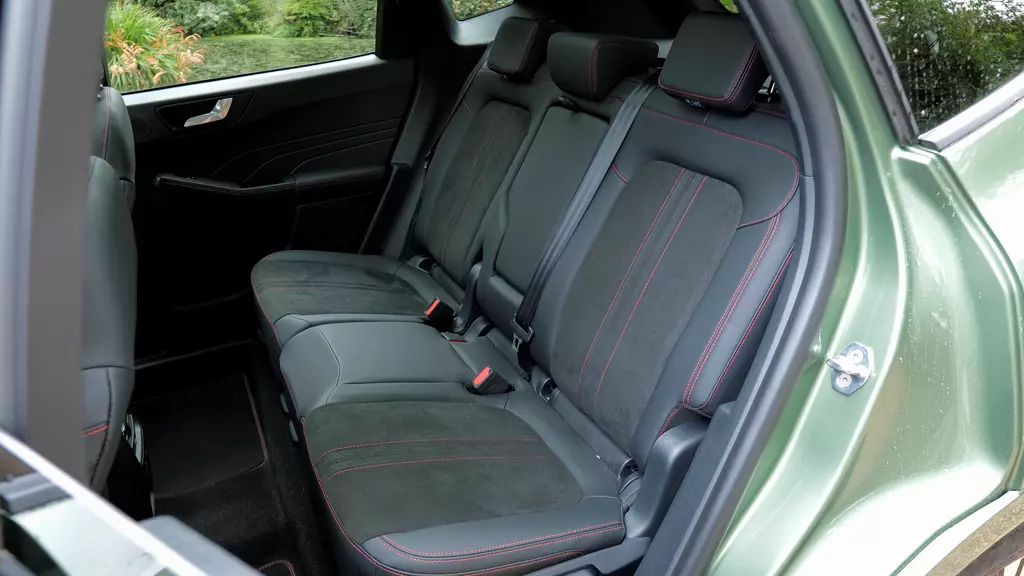 Ford Kuga 2.5 PHEV ST-Line X 5dr CVT