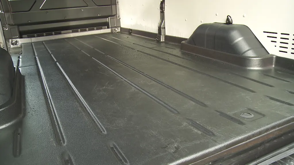 Ford Transit 460 L4 Minibus Diesel RWD 2.0 Ecoblue 165PS H3 18 Seater Limited Auto NAV