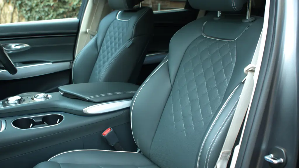 Genesis GV70 360kW Luxury 84kWh 5dr Auto AWD Comfort Pack