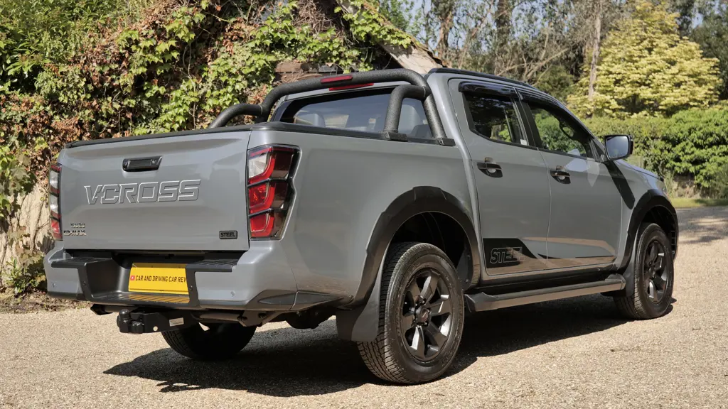 Isuzu D-MAX Special Edition 1.9 V-Cross Steel Edition Double CAB 4X4 Auto