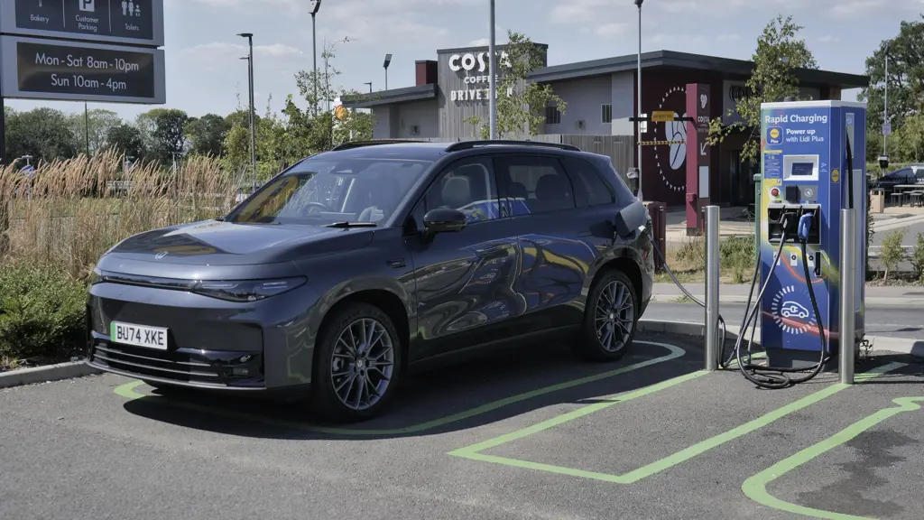 LEAPMOTOR C10 160kW 70kWh 5dr Auto 11 kWCh