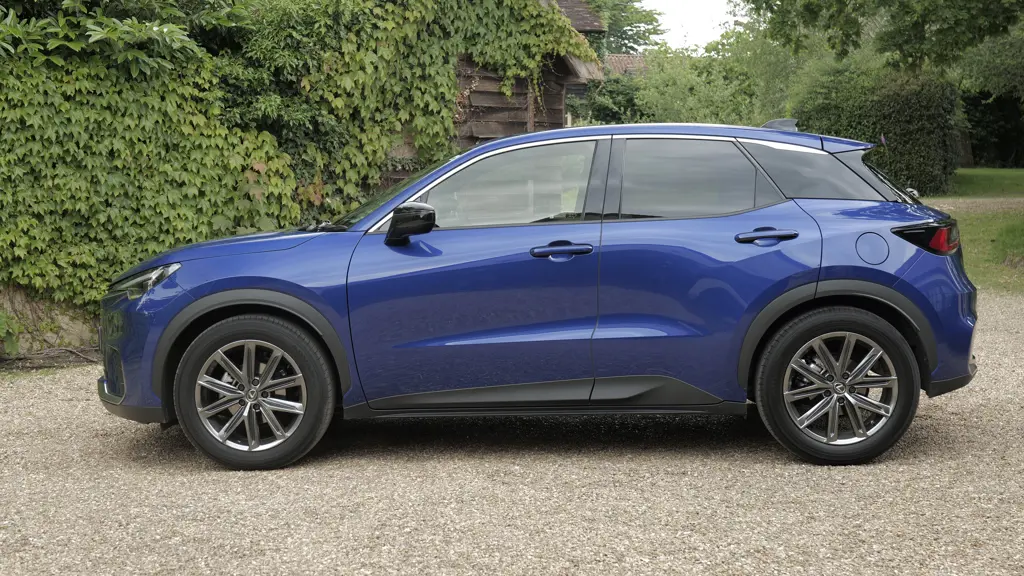 Lexus Lbx 1.5 Takumi Design 5dr E-CVT