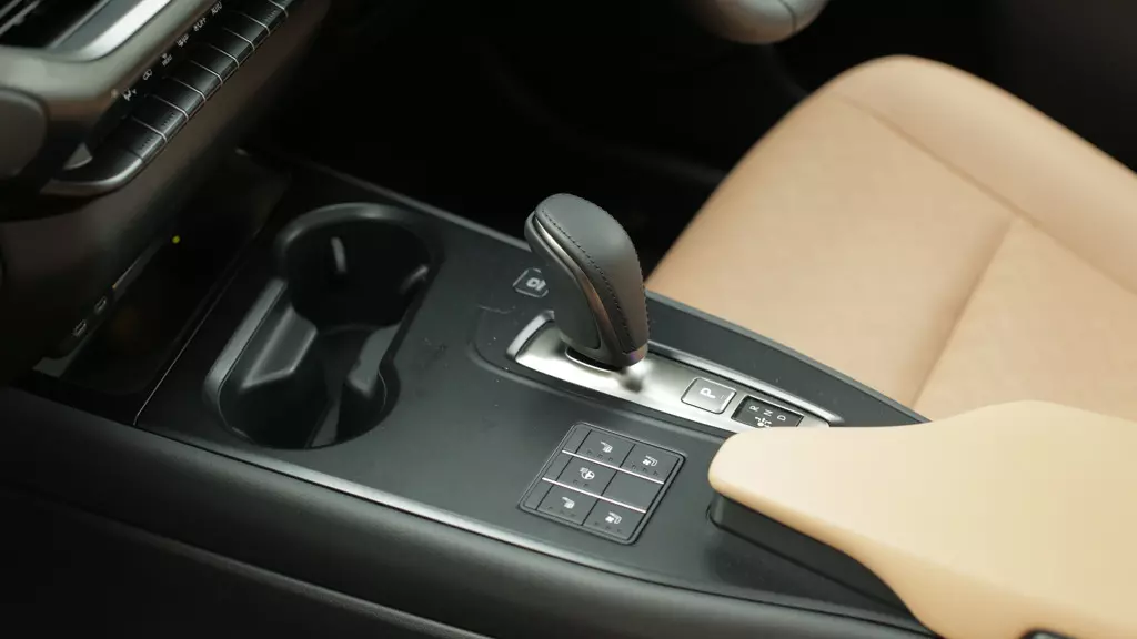 Lexus Ux 300e 150kW 72.8 kWh Urban 5dr E-CVT