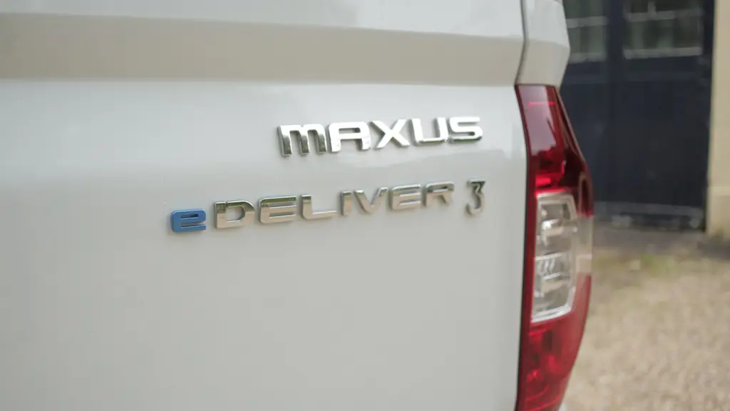 Maxus Deliver 3 E L2 Electric 118KW Chassis CAB 50.2Kwh Auto