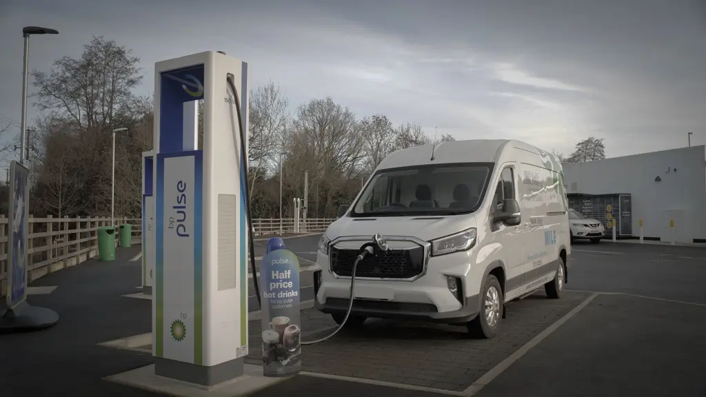 Maxus Deliver 9 E MWB Electric FWD 150KW High Roof Van 77KWH Auto