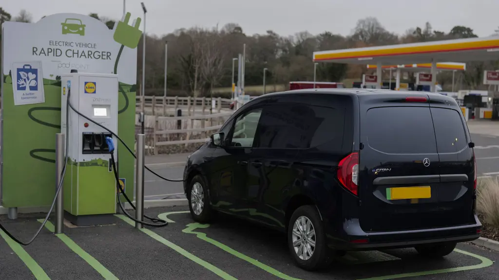 Mercedes-Benz Citan E L2 Electric 90KW 45KWH Crew Van Auto