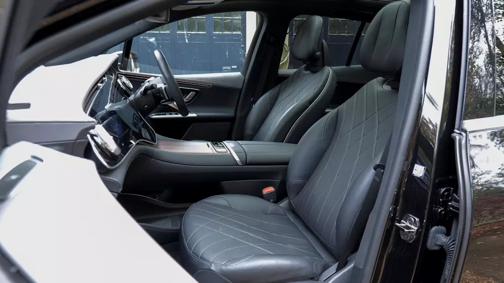 Mercedes-Benz Eqe 500 4M 330kW AMG Line Night Ed Prem 96kWh 5dr Auto