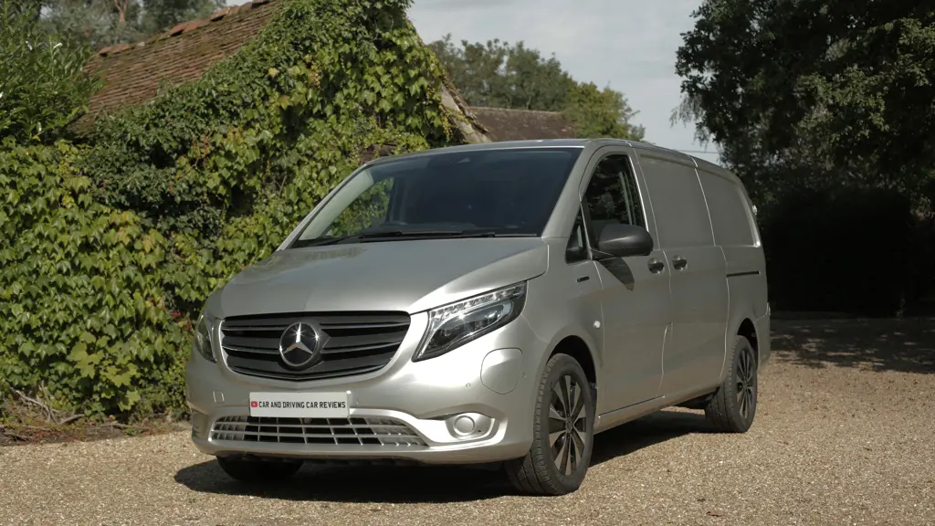 Mercedes-Benz Vito E Tourer L3 Electric FWD 150KW 100Kwh Select 8-Seater Auto