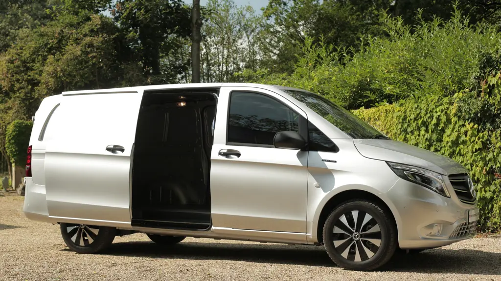Mercedes-Benz Vito E Tourer L3 Electric FWD 150KW 100Kwh Select 8-Seater Auto