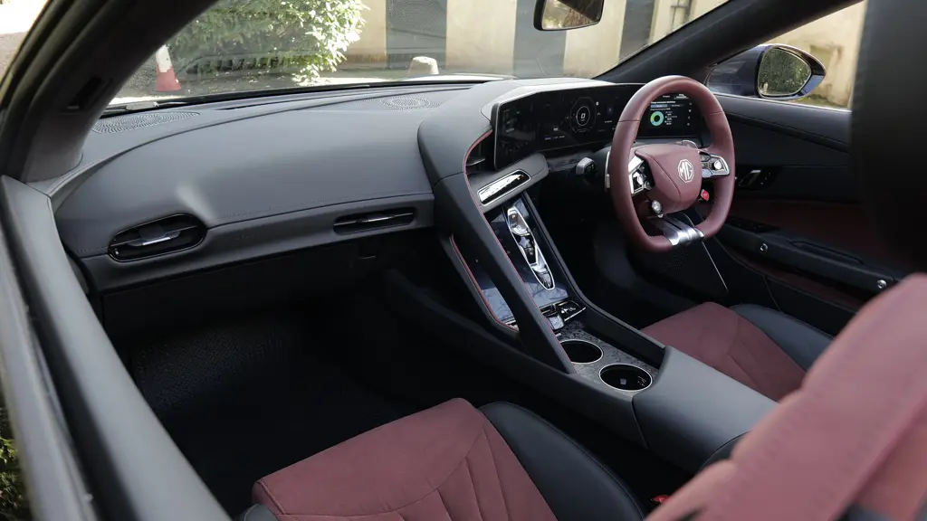 MG Motor UK Cyberster 250kW Trophy Single Motor 77 kWh 2dr Auto