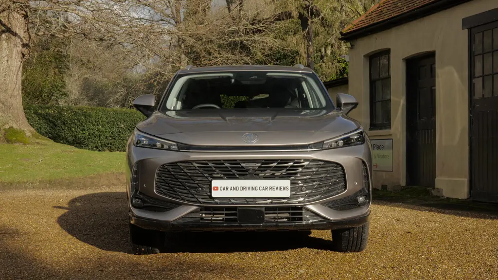 MG Motor UK Hs 1.5 T-GDI PHEV Trophy 5dr Auto