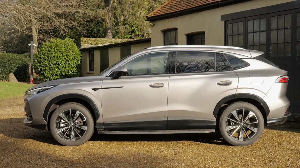 MG Motor UK Hs 1.5 T-GDI PHEV Trophy 5dr Auto