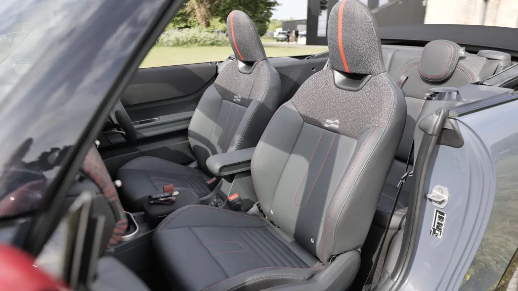 MINI Cooper 2.0 S Exclusive 2dr Auto