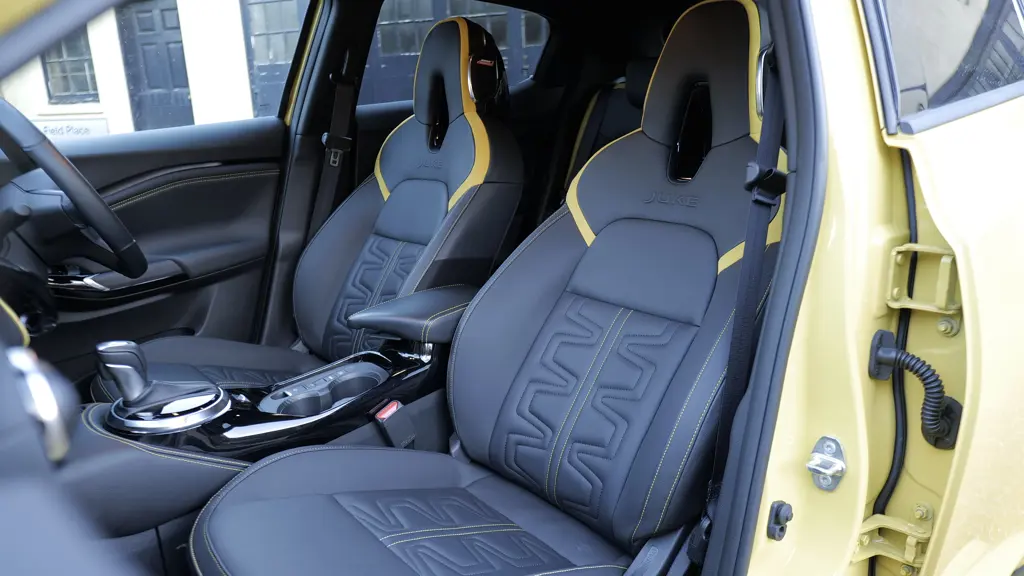 Nissan Juke 1.0 DiG-T N-Sport 5dr DCT