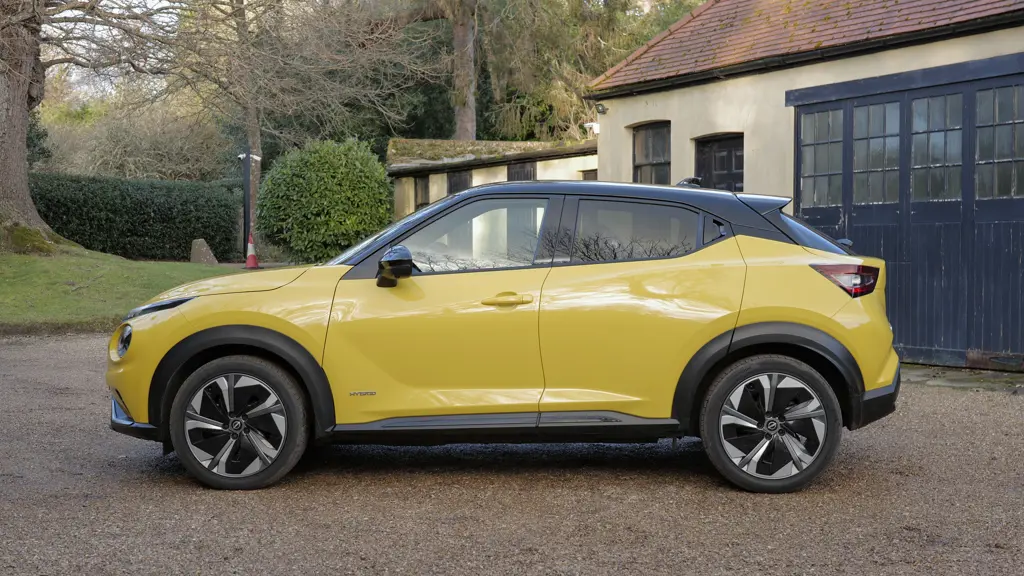 Nissan Juke 1.0 DiG-T N-Sport 5dr DCT