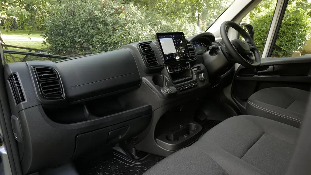 Peugeot Boxer E- 435 L3 205KW 110Kwh H2 Van Professional Auto 22KW