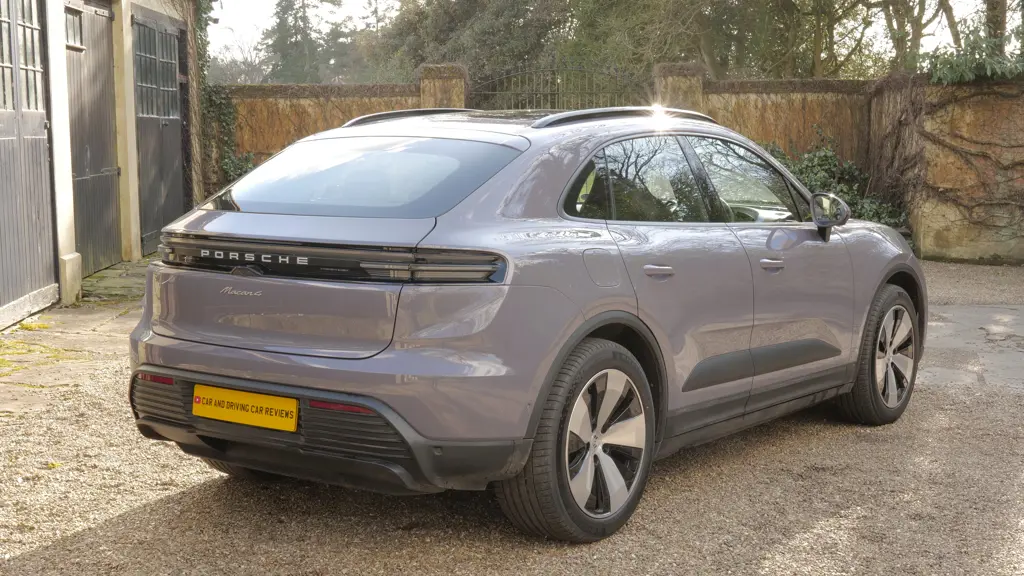 Porsche Macan 300kW 4 100kWh 5dr Auto