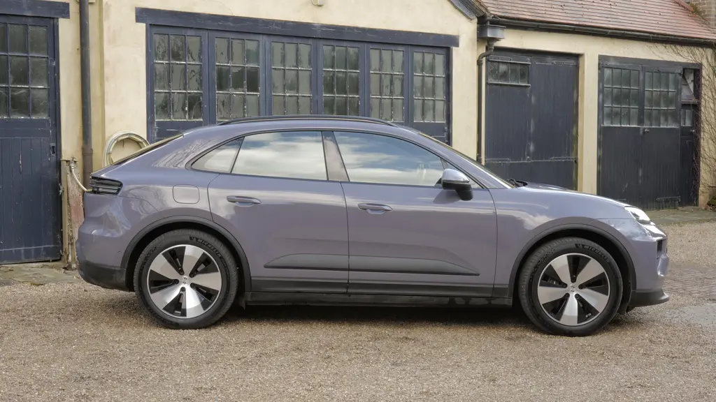 Porsche Macan 300kW 4 100kWh 5dr Auto