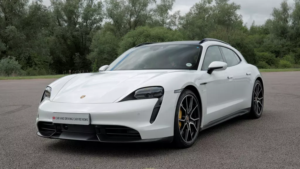 Porsche Taycan 515kW GTS 105kWh 5dr Auto