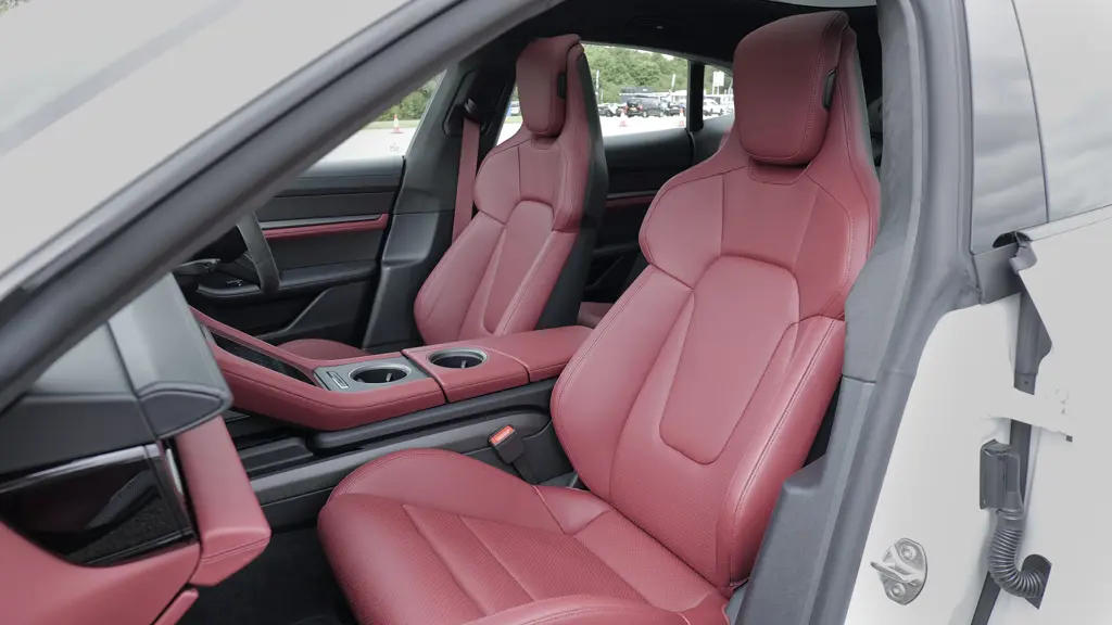 Porsche Taycan 515kW GTS 105kWh 5dr Auto