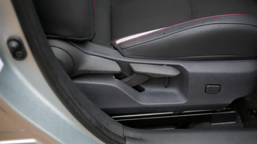 Toyota Corolla 1.8 Hybrid Design 5dr CVT