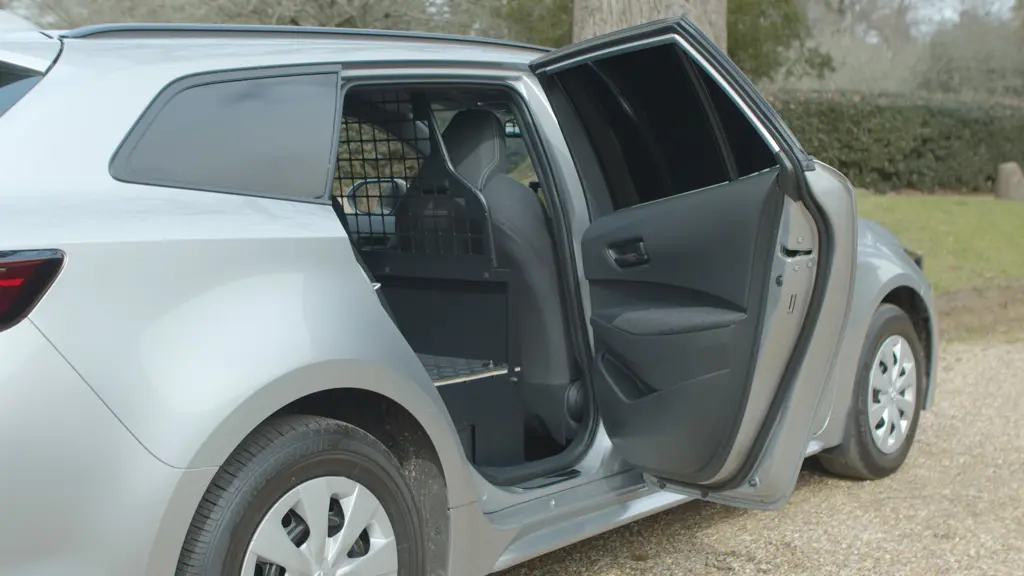 Toyota Corolla Petrol 1.8 VVT-I Hybrid 140 Commercial Auto