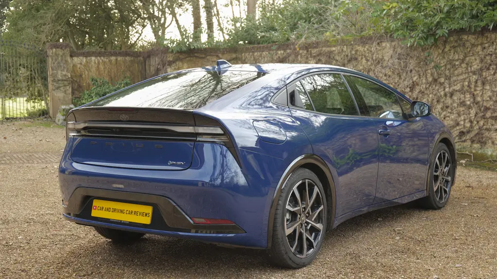 Toyota Prius 2.0 PHEV Excel 5dr CVT