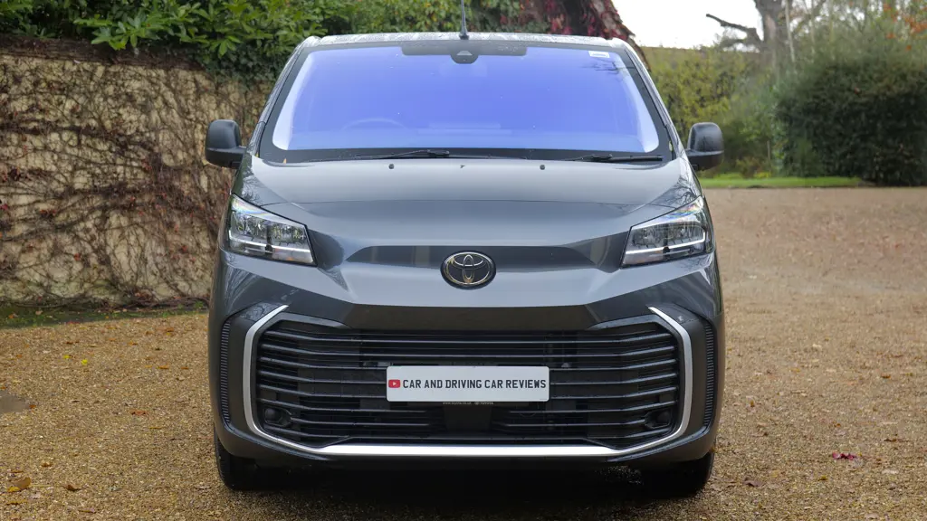 Toyota Proace L1 Electric 100KW Active 75KWH Platform CAB Auto