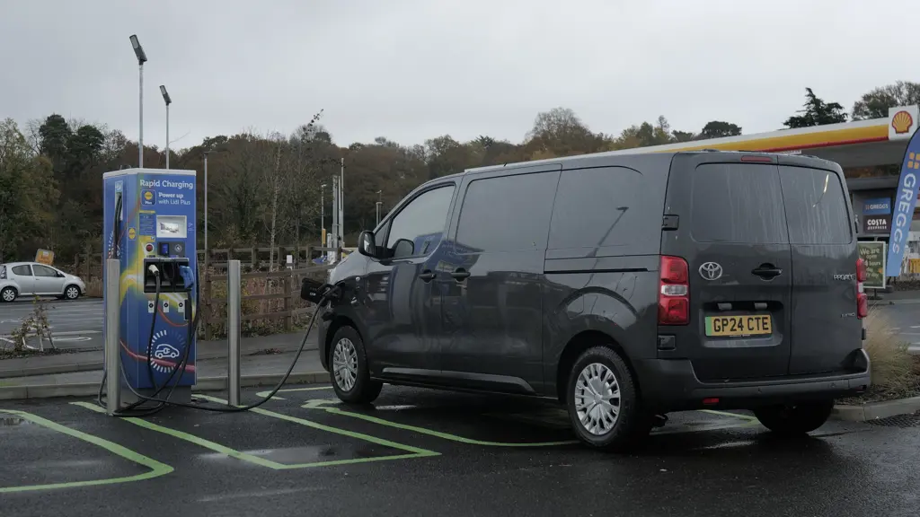 Toyota Proace L1 Electric 100KW Active 75KWH Platform CAB Auto