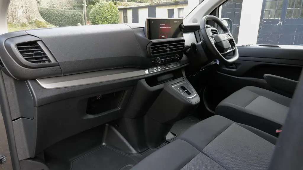 Vauxhall Vivaro Diesel 2.0 Turbo D 145 Prime H1 Double CAB