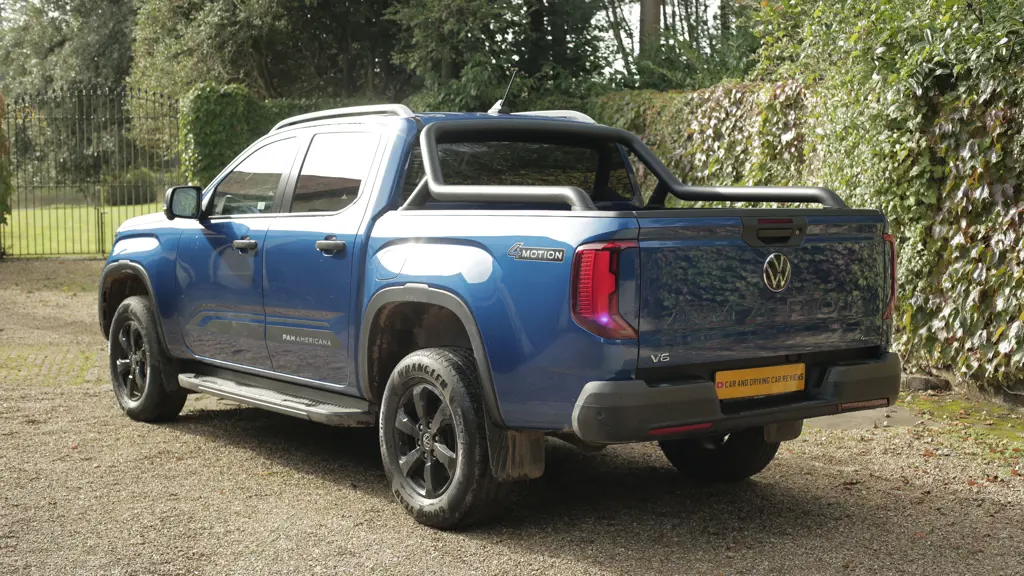 Volkswagen Amarok Diesel D/Cab Pick UP Life 2.0 TDI 205 4Motion Auto
