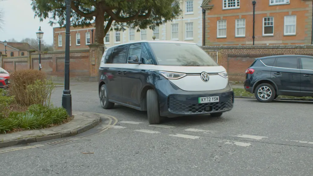 Volkswagen ID. Buzz 210kW Life Pro 79kWh 5dr Auto