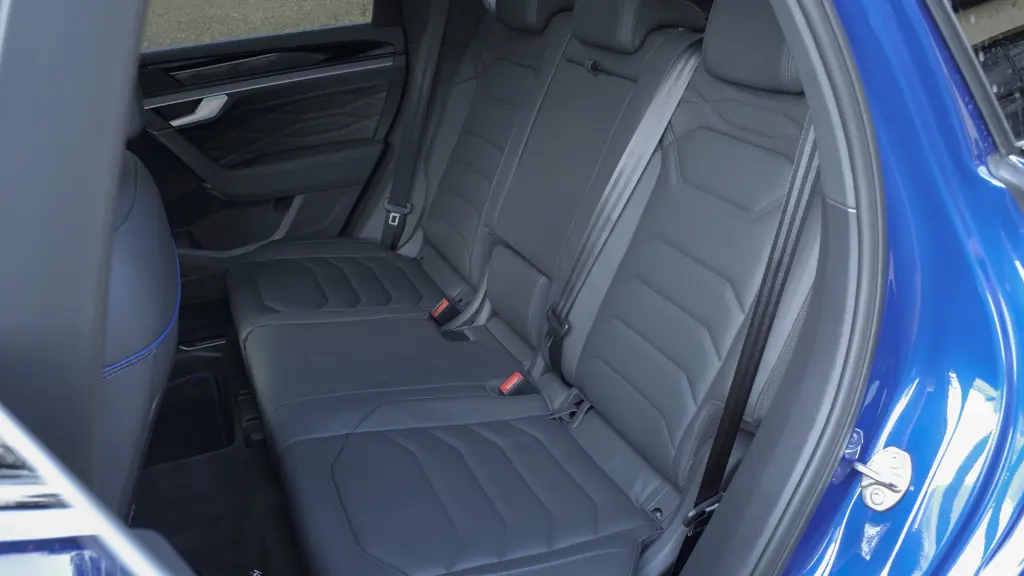 Volkswagen Touareg 3.0 V6 TSI eHybrid 4Motion R 5dr Tip Auto