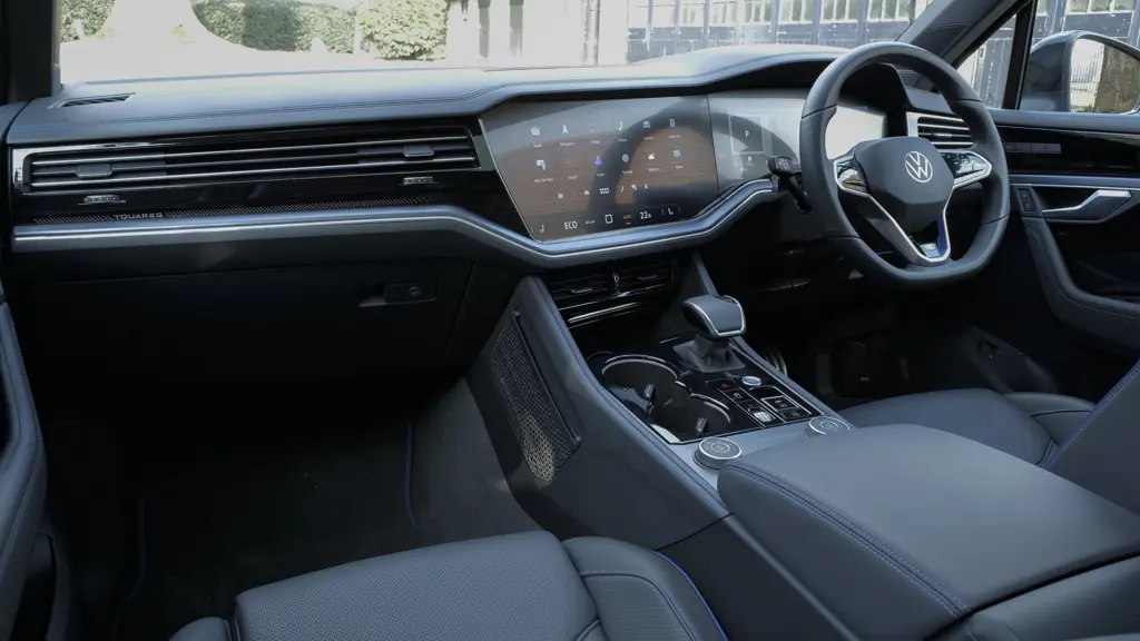 Volkswagen Touareg 3.0 V6 TSI eHybrid 4Motion R 5dr Tip Auto