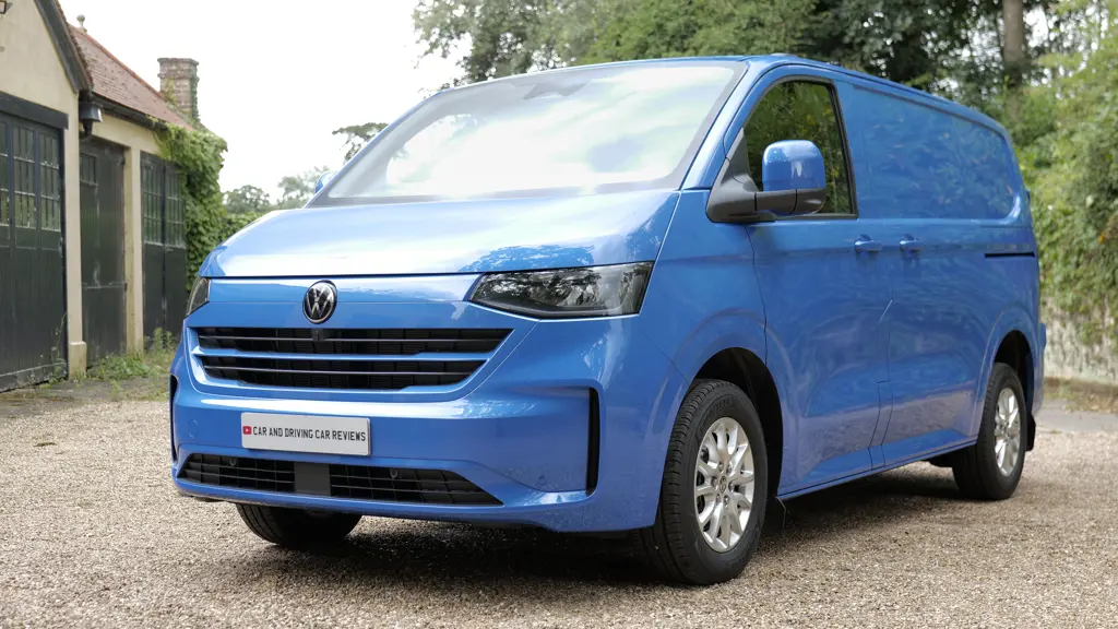 Volkswagen Transporter Shuttle T32 SWB Diesel 2.0 TDI 150PS Minibus Life Auto