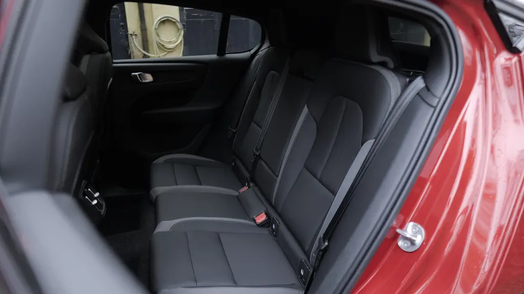 Volvo EC40 175kW Plus Pro 69kWh 5dr Auto