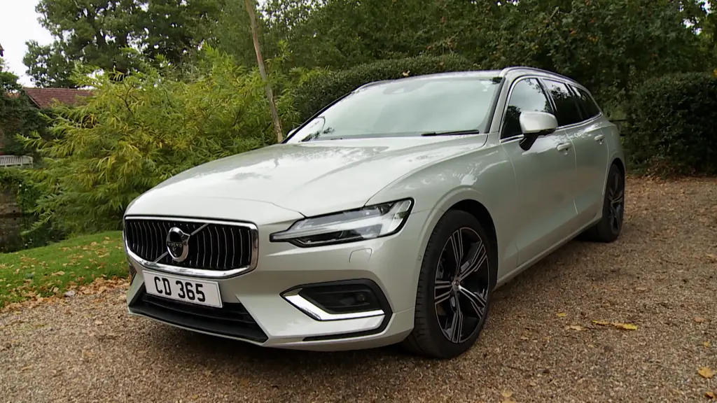 Volvo V60 2.0 B4P Plus Dark 5dr Auto 7 speed