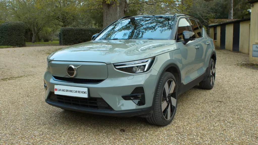 Volvo XC40 175kW Recharge Core 69kWh 5dr Auto